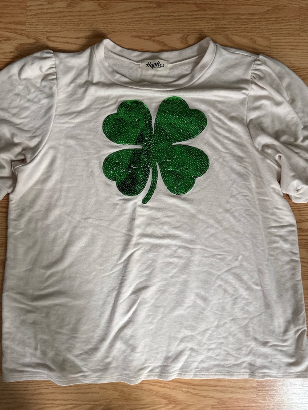 Women’s Cream Short Sleeve Tee with Green Sequin Clover